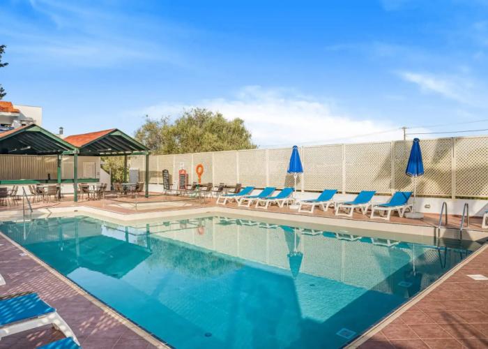 Paradise Hotel Apartments