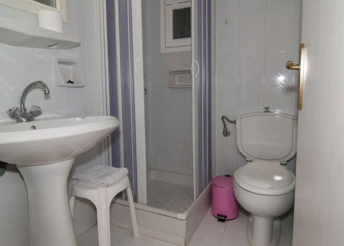 Manolis Apartments