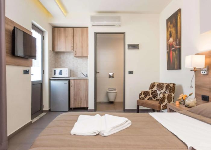 Hotel Dionysos Studios