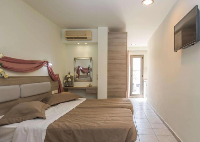Hotel Dionysos Studios