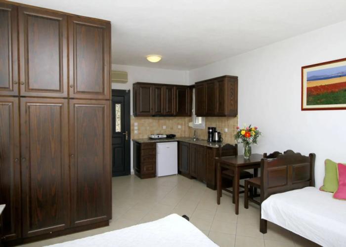 Amygdalies Apartments