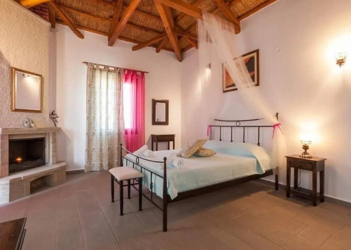 Lithoessa Traditional Rooms