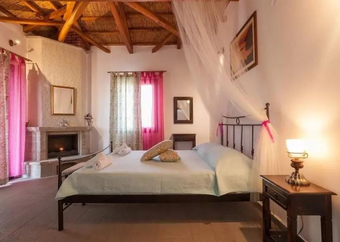 Lithoessa Traditional Rooms