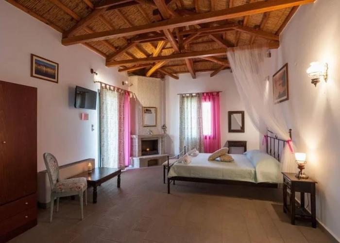 Lithoessa Traditional Rooms