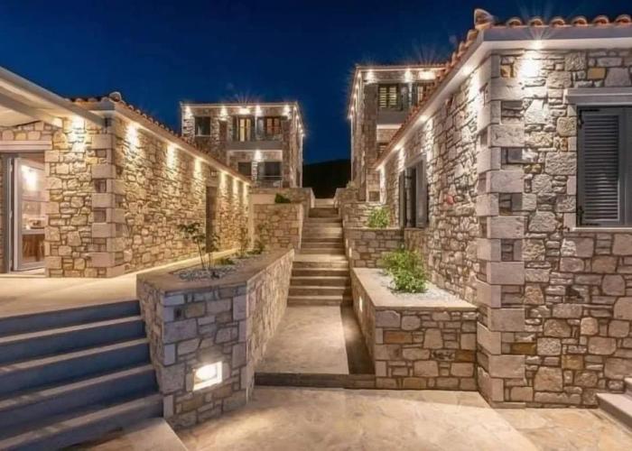 Lithoessa Luxury Apartments