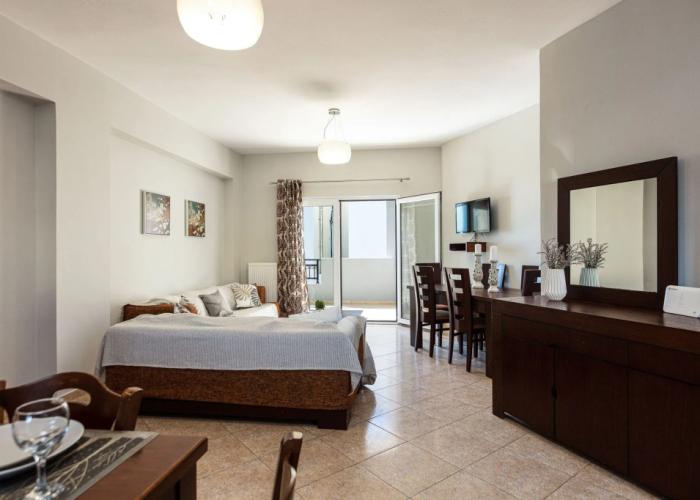 Helena's Aparthotel