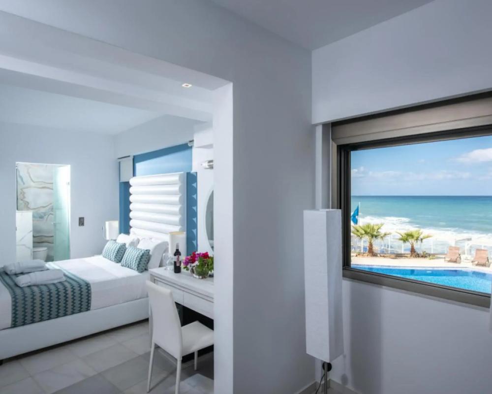 фото Hellas Beach