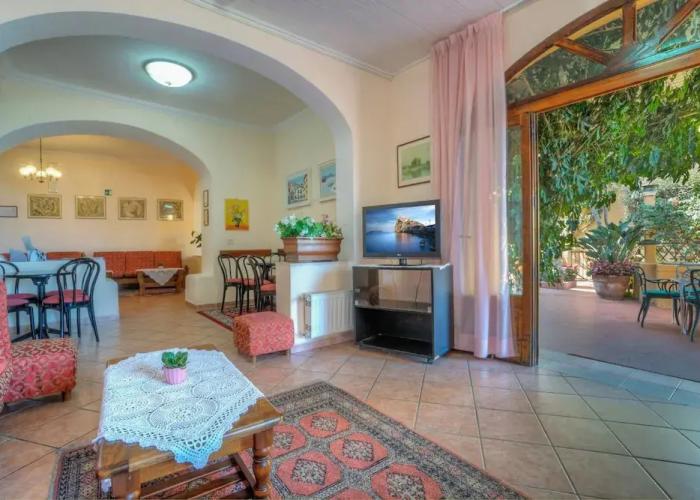 Hotel Pensione Monti