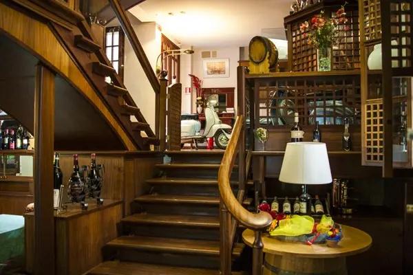 Hotel Moderno