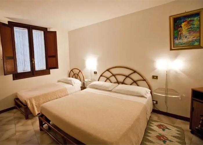 Hotel Moderno