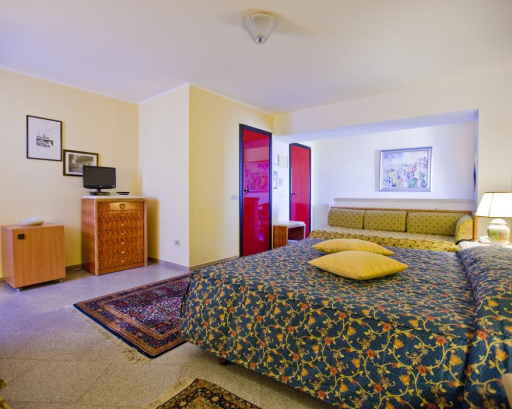 фото Hotel Elimo