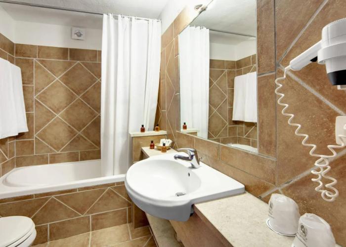 Colonna Beach Hotel Marinella