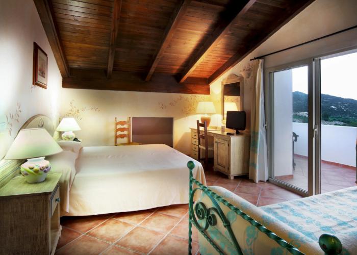 Colonna Beach Hotel Marinella