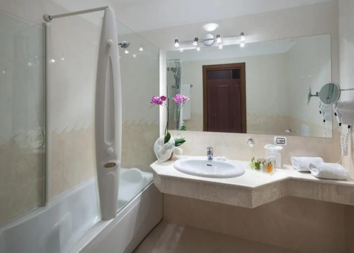 Gabbiano Azzurro Hotel & Suites