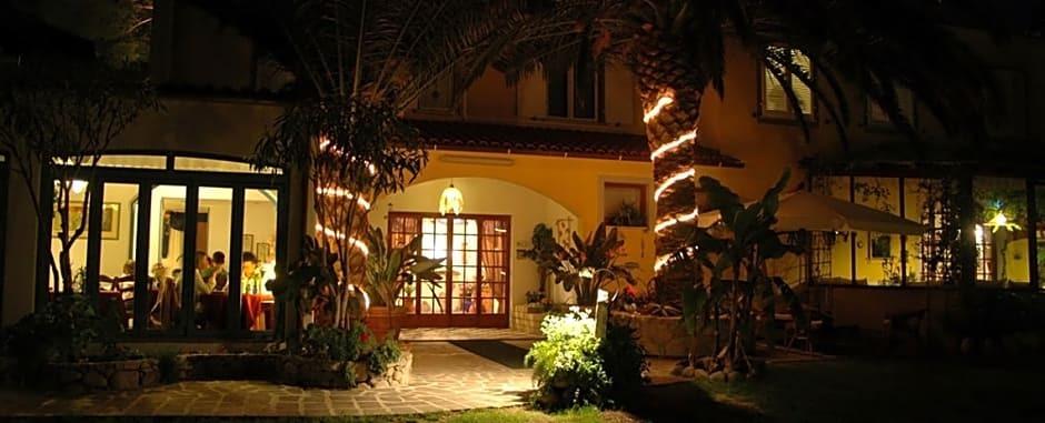 Hôtel Sant'Andrea, The Originals Relais (Relais du Silence)