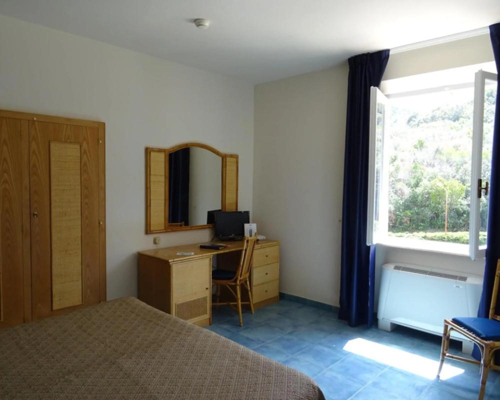 фото Hotel Desiree