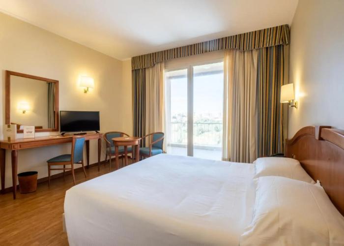 Hotel President
