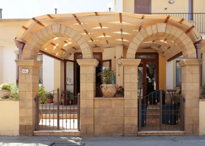 Sammartano Hotel