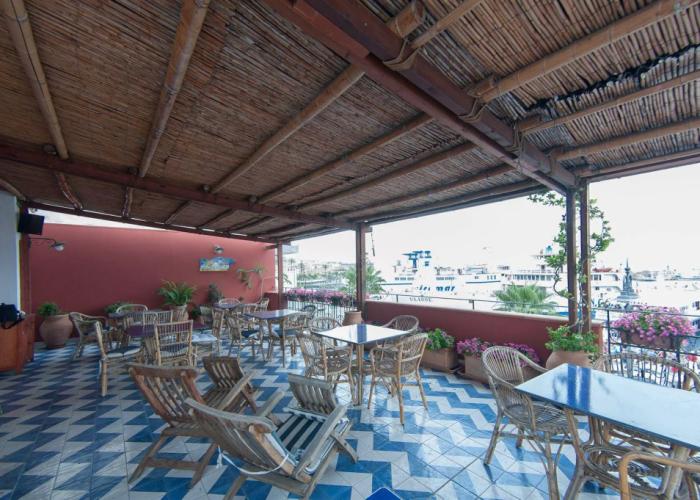 Petit Hotel