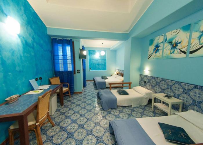 Petit Hotel
