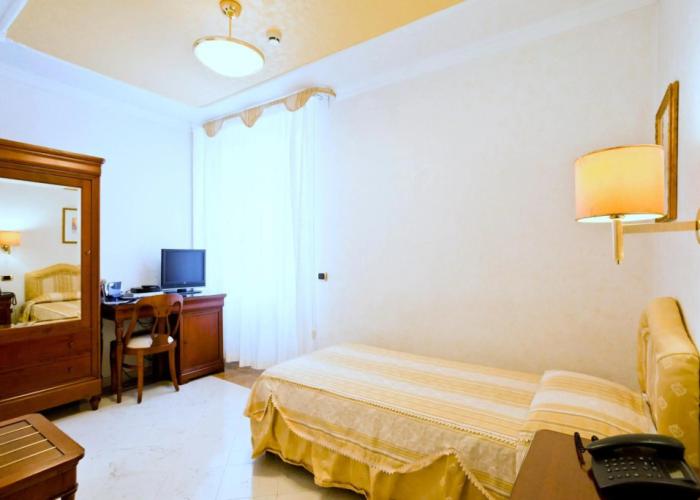 Mariano IV Palace Hotel