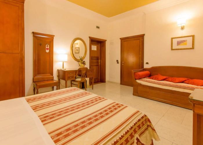 Mariano IV Palace Hotel