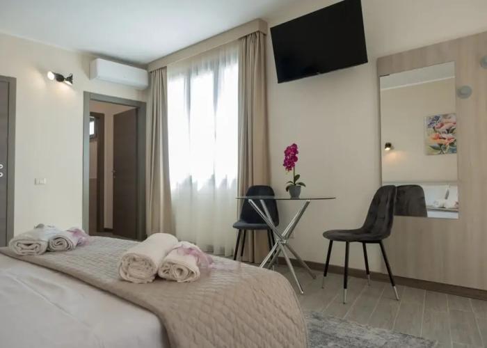 Green Guest House