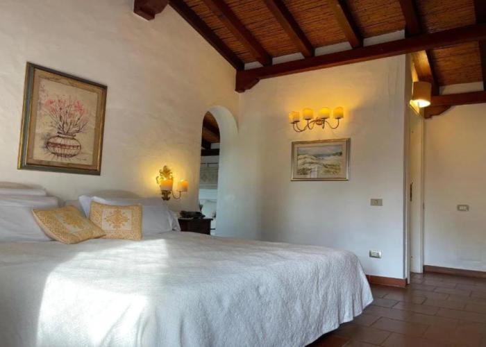 Nora Club Hotel
