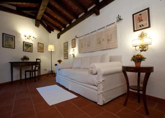 Nora Club Hotel