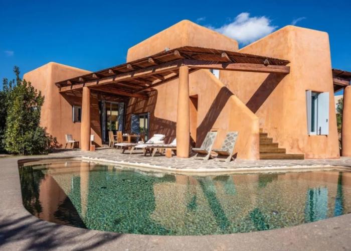 Is Molas Villas