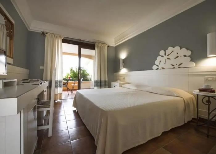 Tranquil Lantana Resort Hotel & Apartments 1 Bedroom Room Apartment Sleeps 5 per