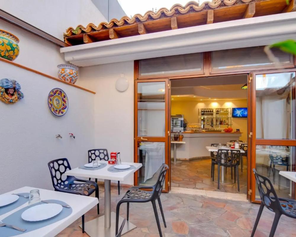 фото Hotel Aliai