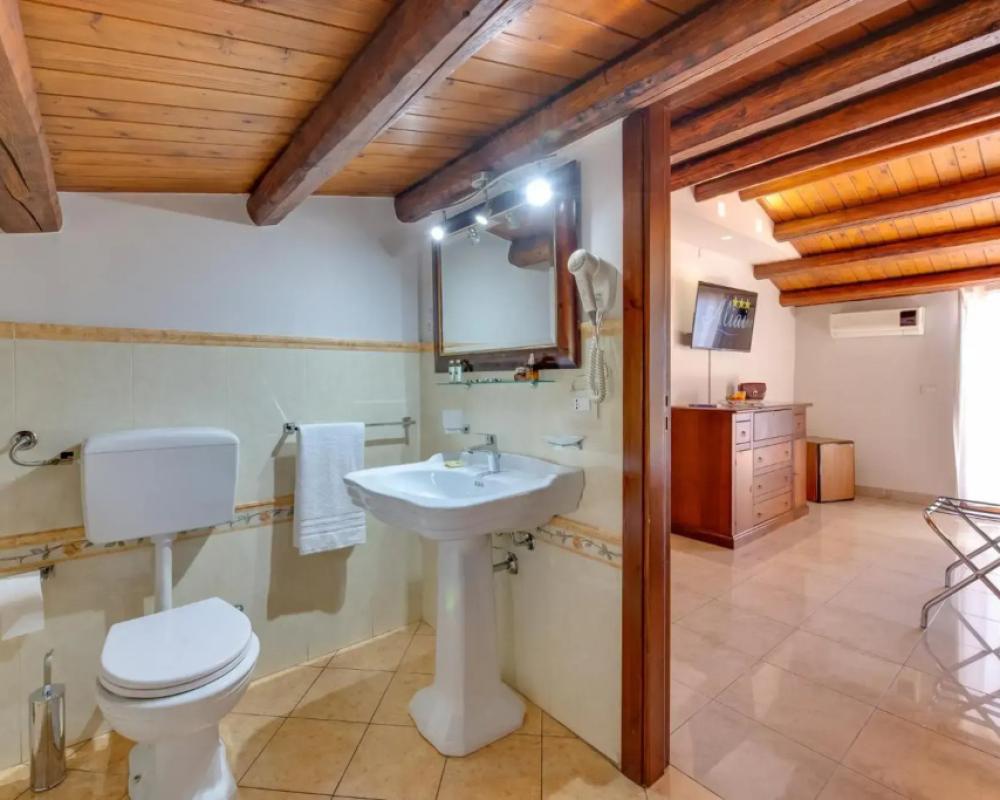 фото Hotel Aliai