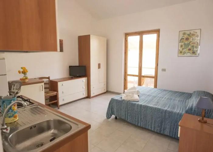 Studio 200 Meters From the Sea, Wifi, Self Catering