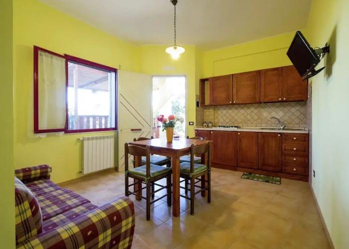Sun-drenched Estate Close to Sciacca Near the Beach