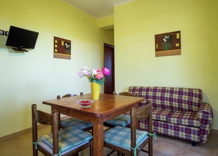 Sun-drenched Estate Close to Sciacca Near the Beach