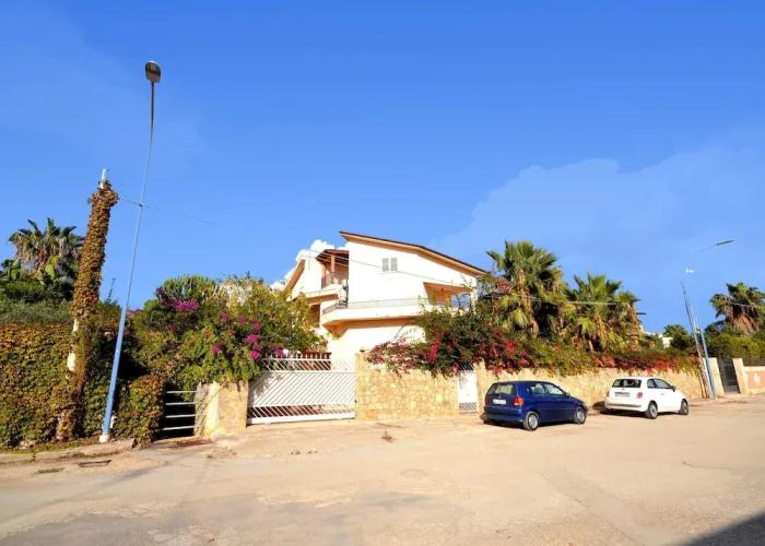Simplistic Holiday Home in Sciacca near Horse Riding