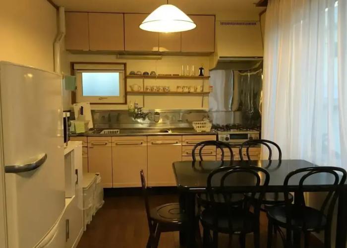 Kaku House