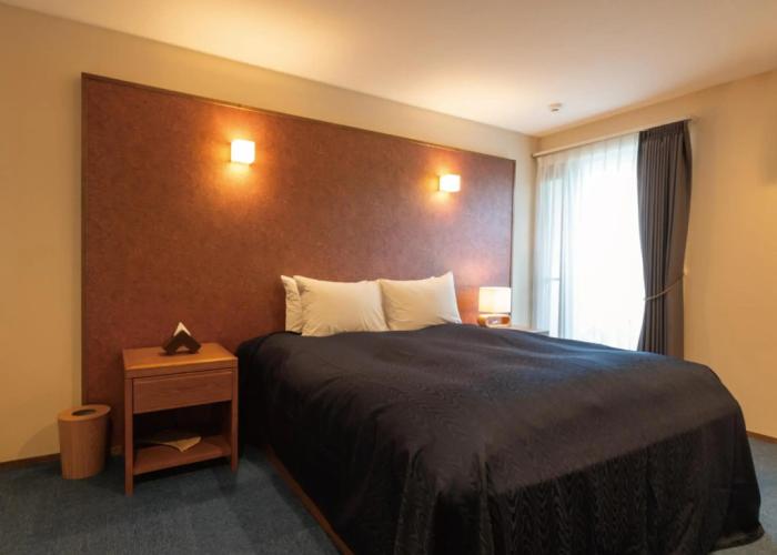 Condominium T-Room