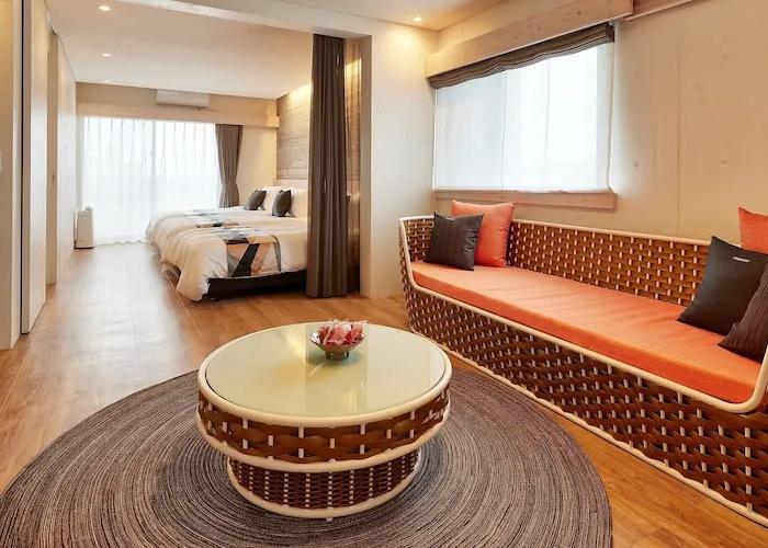 Yomitan Condhotel ND
