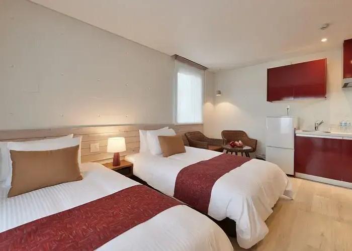 Yomitan Condhotel ND