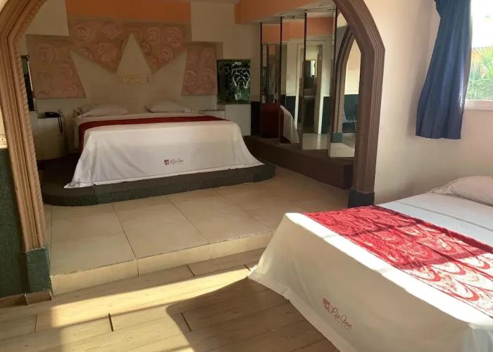 Hotel Rio Inn
