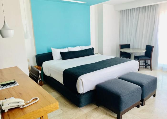 Rivoli Select Hotel