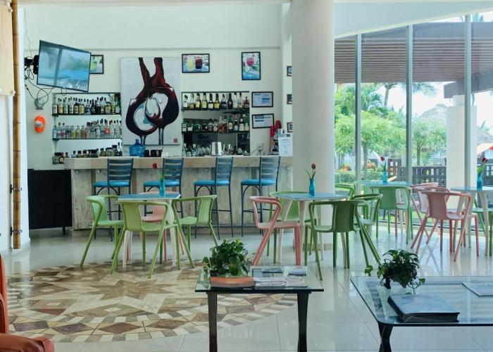 Hotel Playa Caracol
