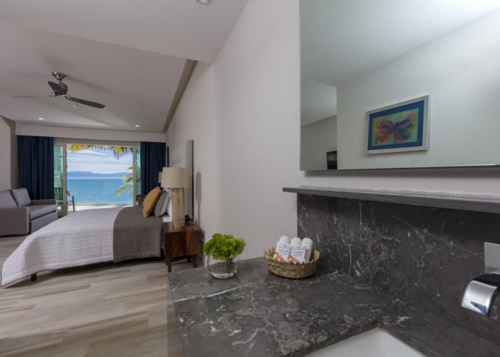 Vista Vallarta All Suites on the Beach