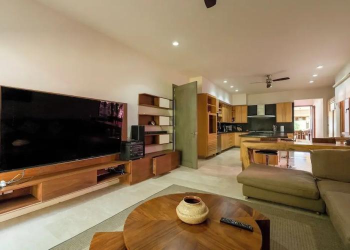 Exclusive House with Lake Chapala Access