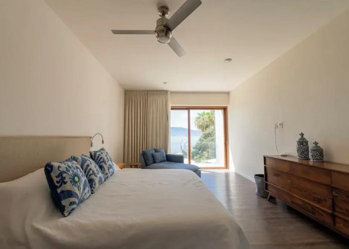 Exclusive House with Lake Chapala Access