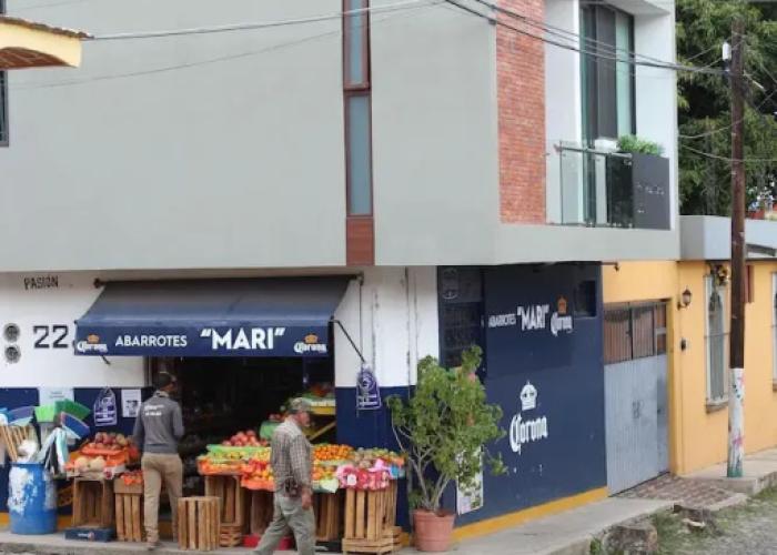 Ajijic Modern 1 Bedroom Guesthouse - 2 Patios, Bbq, Bikes, Great Location