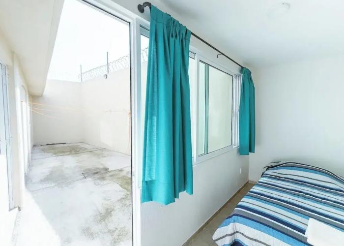 New Comfortable Retreat. Pool & BBQ
