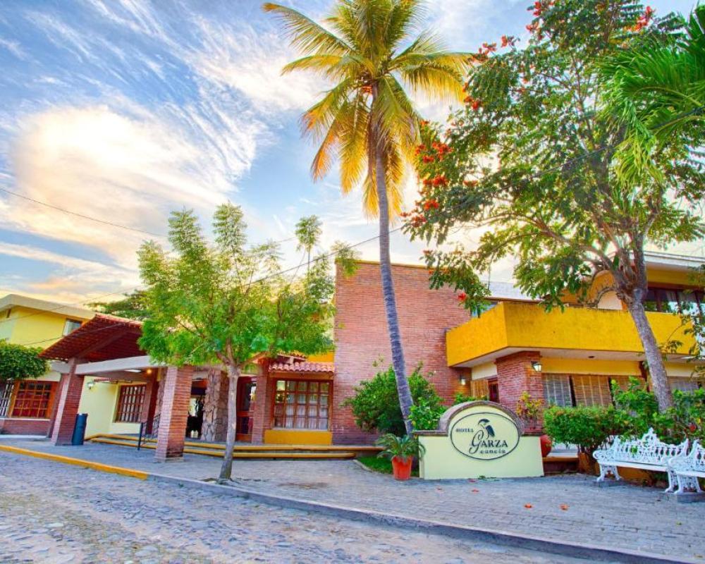 Hotel Garza Canela